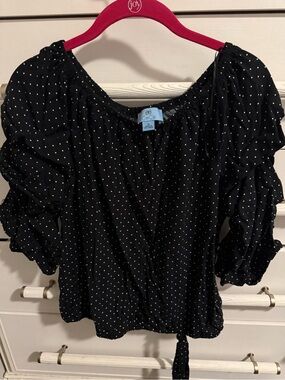 CeCe Black with White Micro Polka Dot Tie-Waist Puff Sleeve Blouse